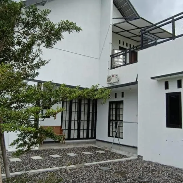 Villa Trojayan, hotell sihtkohas Muntilan