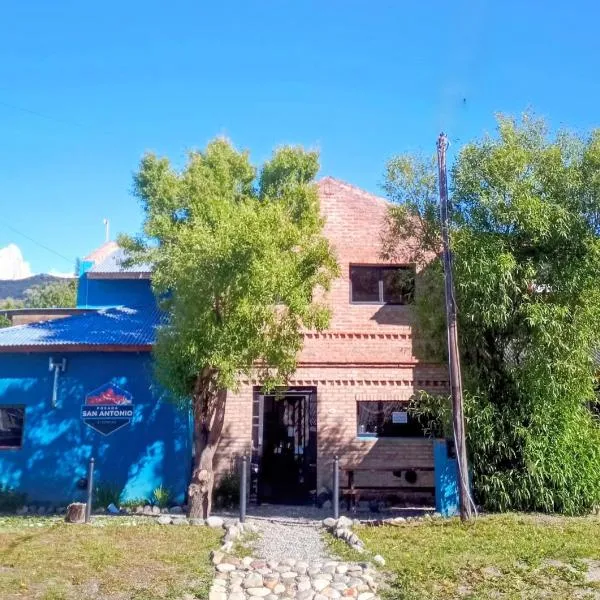 Posada San Antonio, hotel v destinaci El Chalten