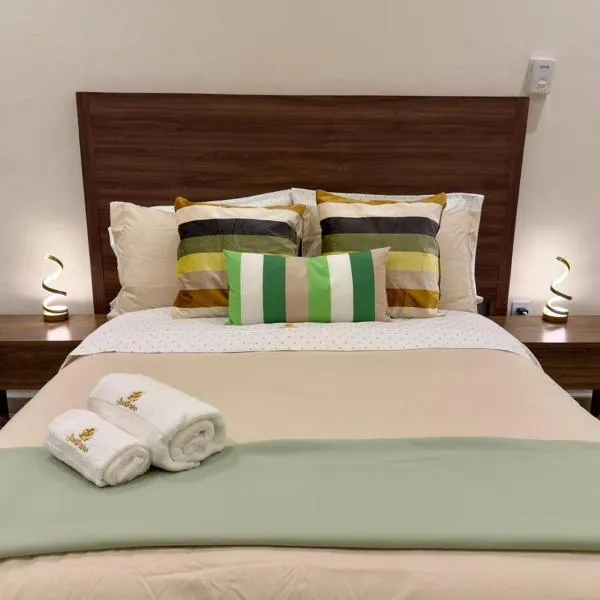 Loft Santorino 5 en Valquirico, ξενοδοχείο σε Santeagueda