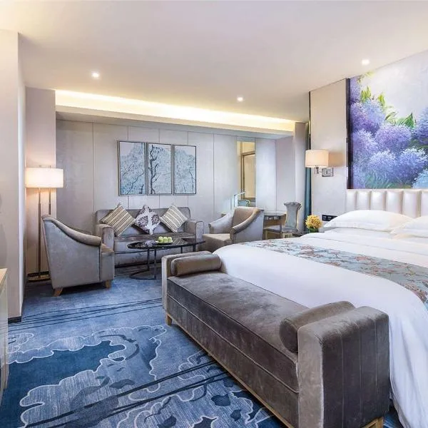 Ramada Shenzhen Baoan, hotel v mestu Bao'an