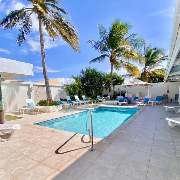 Yoyita Suites Aruba, hotel in Eagle Beach
