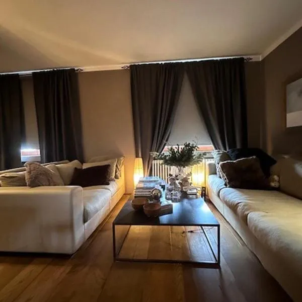 Cosy Penthouse Central Village, hotel v destinaci Breuil-Cervinia