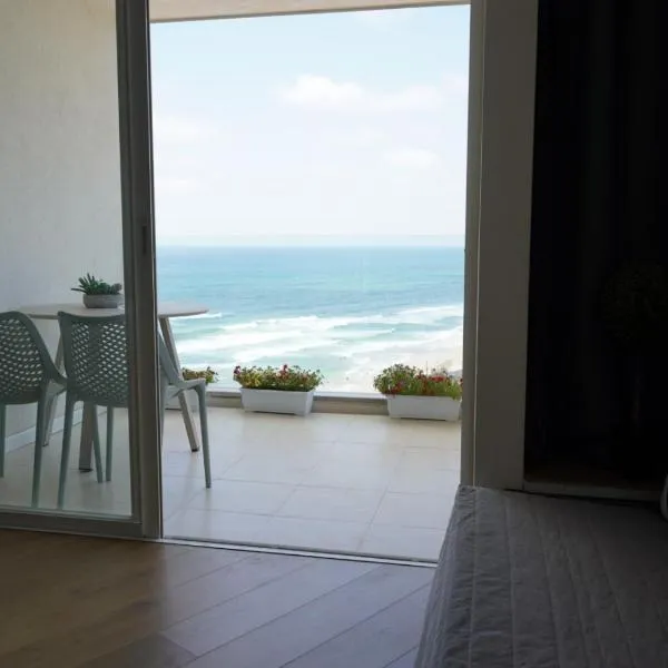 Amano Seaview Suite, hotel in Herzliya Pituah