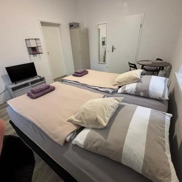 Apartment, Ferienwohnung- Bad-Küche- Parkplatz, hotel v destinaci Braunschweig