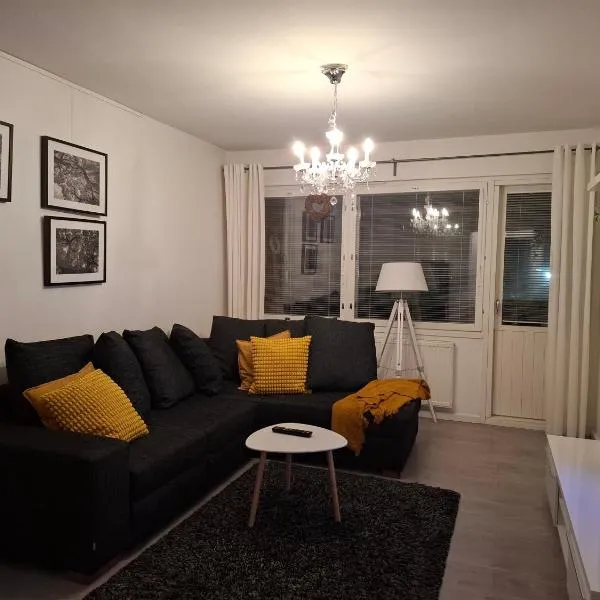 City Apartment Snellmaninkatu 22 A, yksityinen pistokkeellinen paikoitus sisältyy hintaan, hôtel à Kuopio