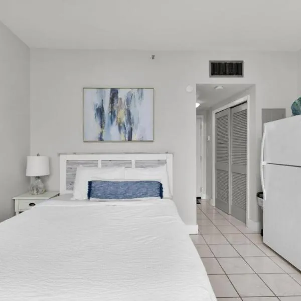 Cozy Bayfront Condo, hotel in Fort Walton Beach