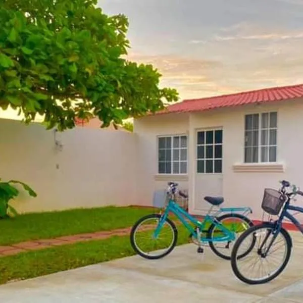 Maddie House cerca del Río y del Mar, hotel in Tecolutla