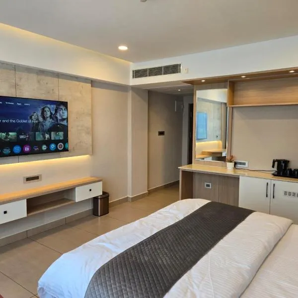 MoonBasa Boutique Hotel and Spa Infopark , Kakkanad, hotel in Cochin