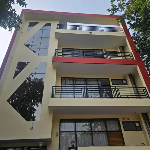 Ashirwaad 249, hotel in Greater Noida