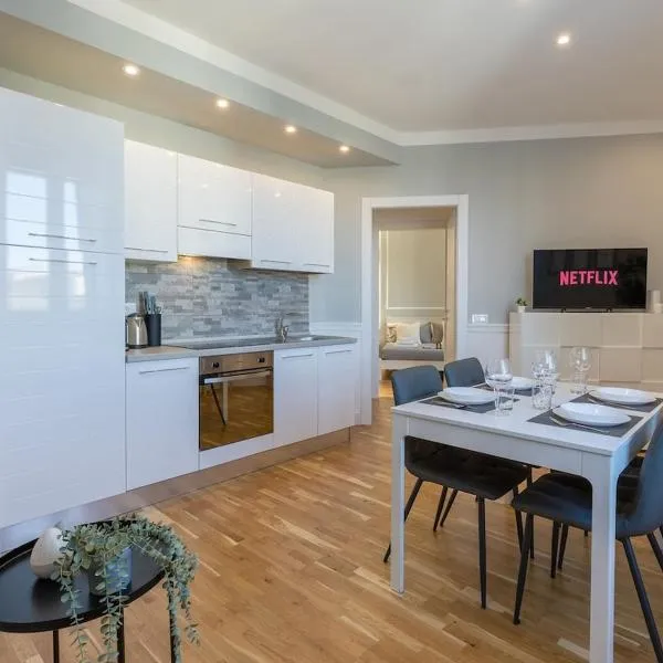 Careggi-Rifredi CHIC Apartment Tramvia-Parking, hotel a Firenze