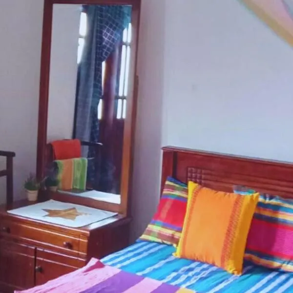 Q3 Homestay, hotel in Athurugiriya