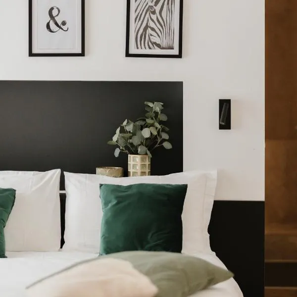 Residence Degli Aranci - Casêta, hotel in Ancona