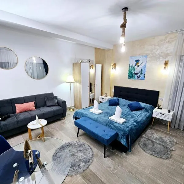 Triple room with Balcony Transalpina Ski Resort - TRI1, hotel in Obarsia-Lotrului