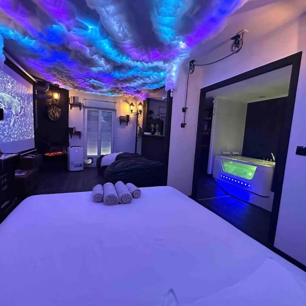 Apartment Cinema, Jacuzzi, Borne arcade, Bordeaux