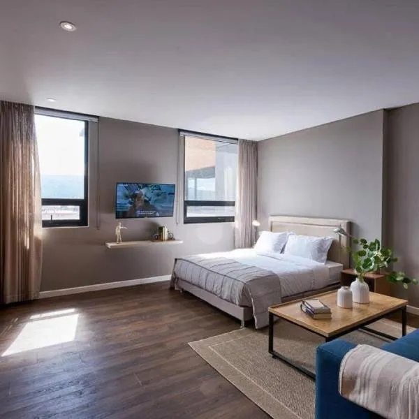 Caluce Hab 402 by letoH, hotel em Chía