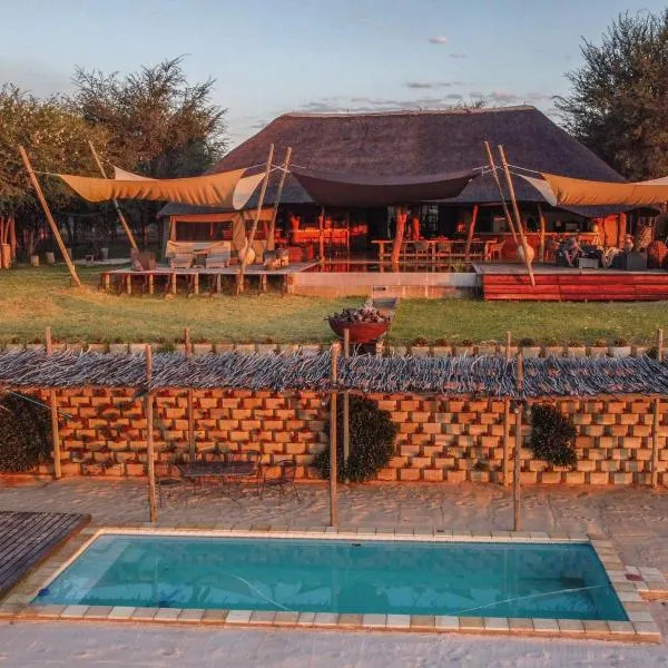 Kazondwe Camp and Lodge, hotel in Kongola