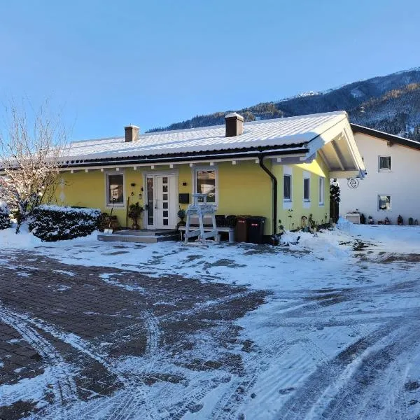 Chalet Fini, hotel in Bramberg am Wildkogel
