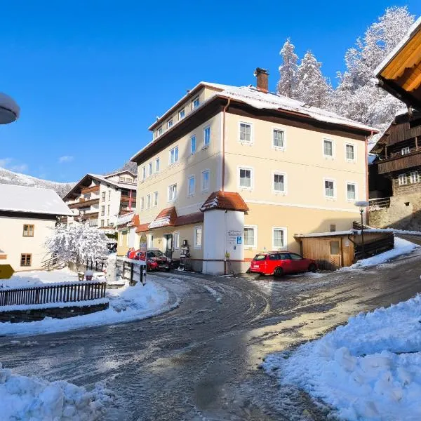 Hotel Kirchenwirt、バート・クラインキルヒハイムのホテル