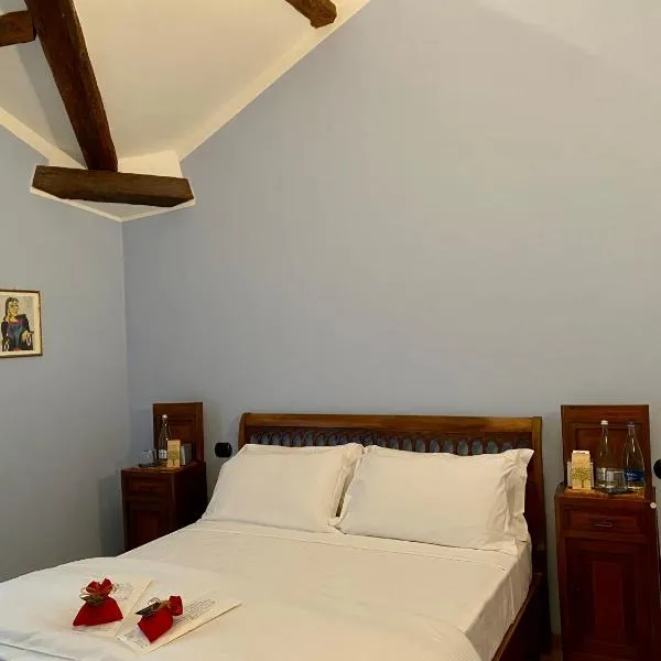 Hacienda De Leon, hotel v destinaci Isola della Scala