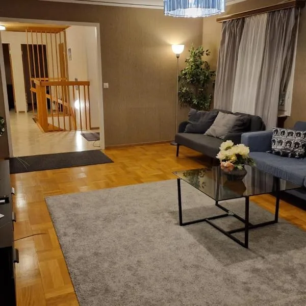 Noah Longstay Stafettgatan 42, hôtel à Västerås