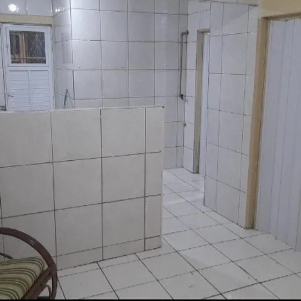 Kitnet em Maceió, hotel v mestu Maceió