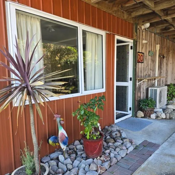 The Redbarn, ξενοδοχείο σε Turangi