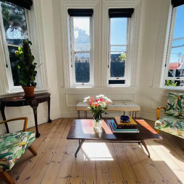 Suite Martinique at Slivington Manor, hotel in Cape Town