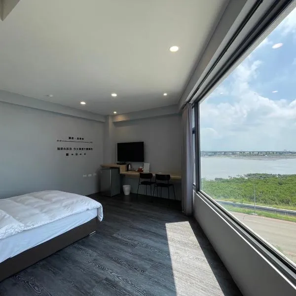 鹿港看看海, hotel sa Lukang Township
