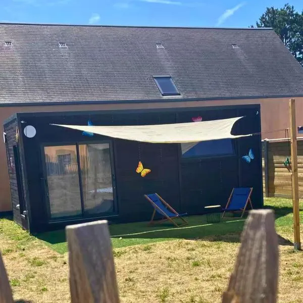 La Roulotte - Tiny House 150m de la Plage, hôtel à Portbail