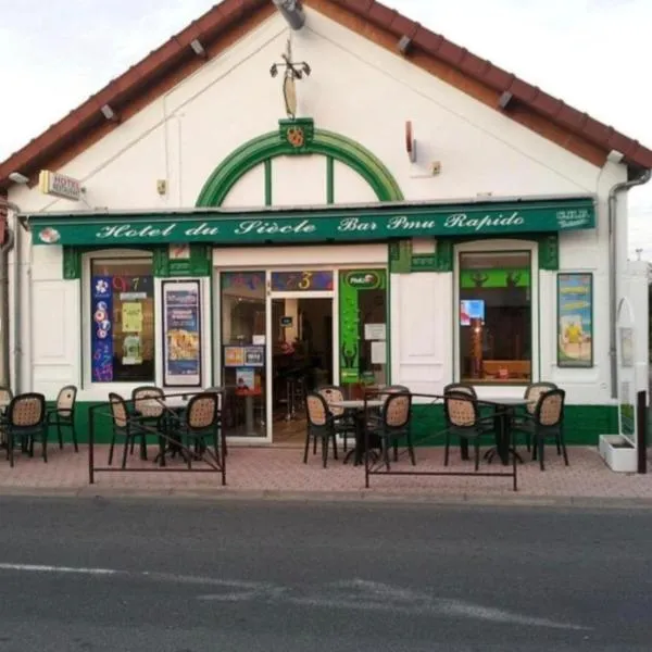 Hôtel du siècle, hotel v destinaci Cercy-la-Tour