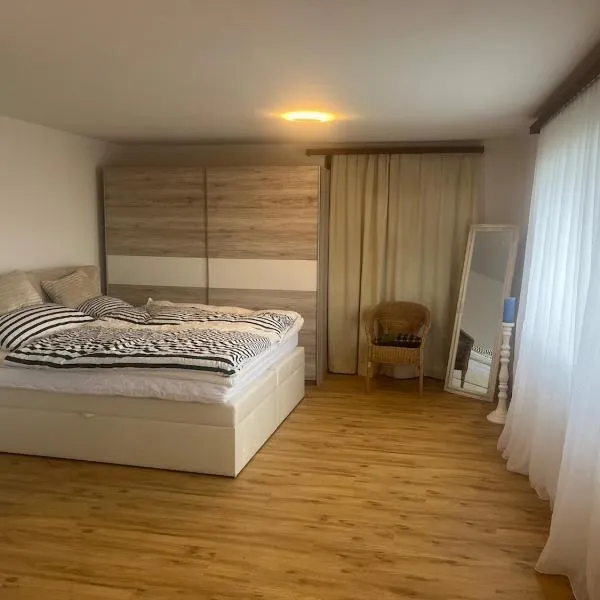 Studio 5 Minuten von Murten, hotell sihtkohas Münchenwiler