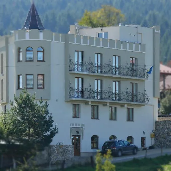 Hotel Three Korony, ξενοδοχείο σε Skhidnitsa