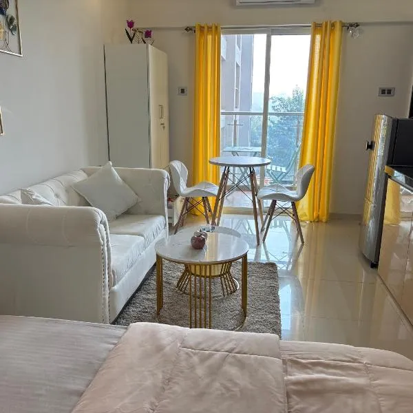 Elegant Escape , the complete home, hotel in Pune