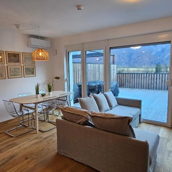 Sunny AP22, hotel v destinaci Bovec