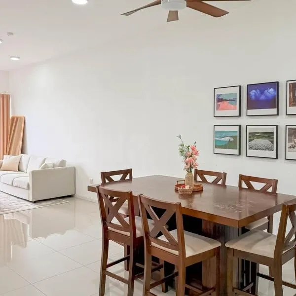 Sunset Ark Condo near Lake Garden with WiFi Netflix, hotel in Taiping