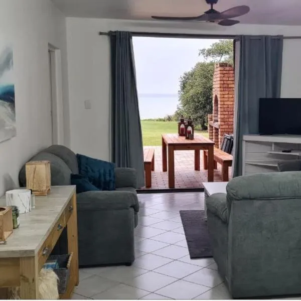 C-Batical Apartment Hibberdene, hotel i Hibberdene