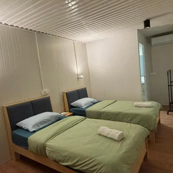 5 Minutes Lodge, hotel in Kota Kinabalu