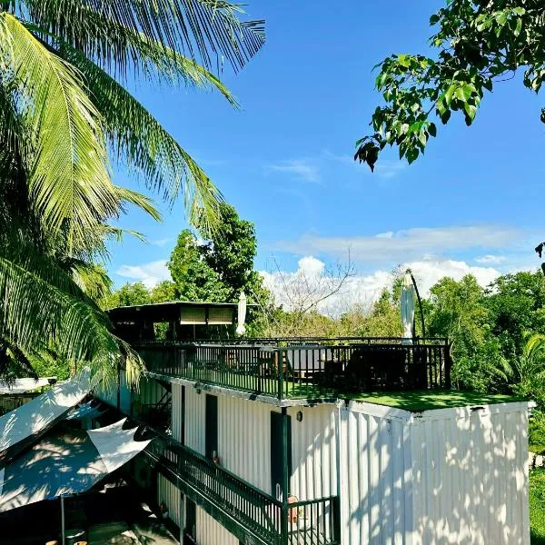 Pig Dive Hostel Moalboal, hotel v destinaci Moalboal