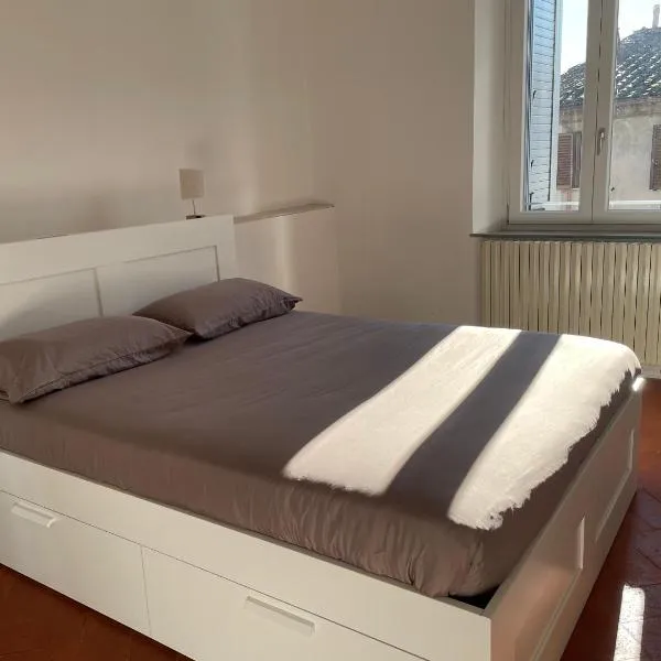 Affittacamere Clara, hotel in Lucca