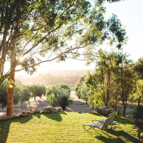 Empire Spa Retreat, hotel in Dunsborough