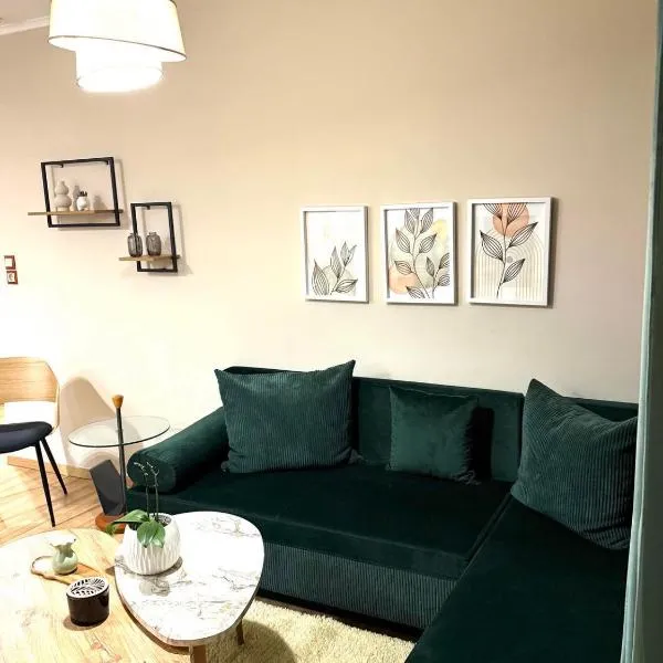 The Little Blooming House, hotel in Agíasma