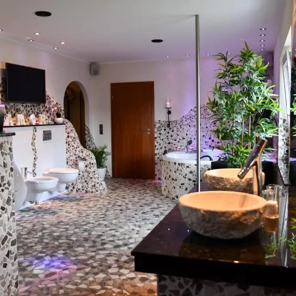Haus Respirada Wellnessarea, Whirlpool, GYM, Sauna, hotel v destinaci Meckenheim
