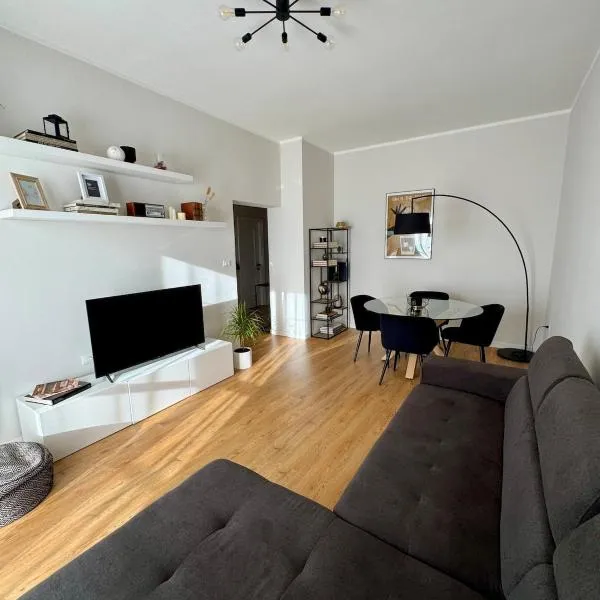 Modern Home near Hospital and City Center, hotel in Parma