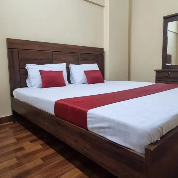 Studio Apartment with kitchen, hotel v destinaci Karáčí