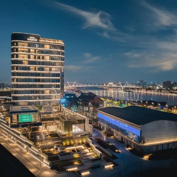 Hotel Indigo Ningbo Riverside by IHG, Hotel in Ningbo