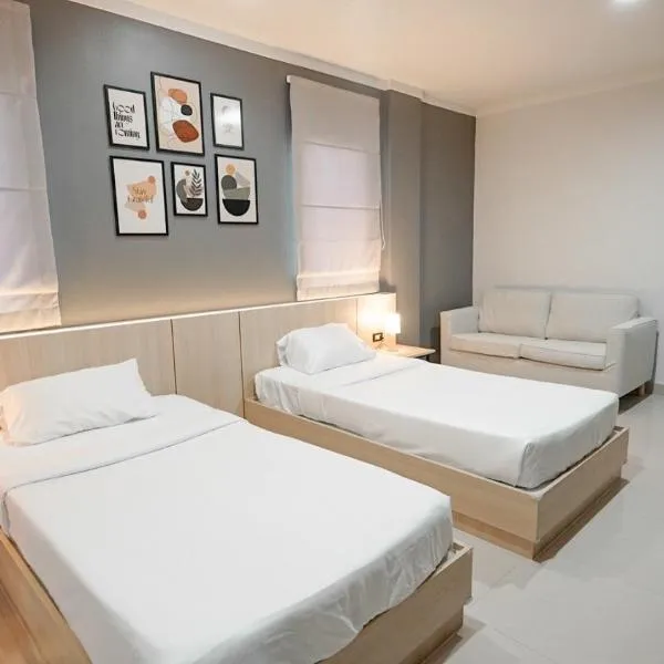 Boonsiri Boutique Hotel, hotel in Si Sa Ket