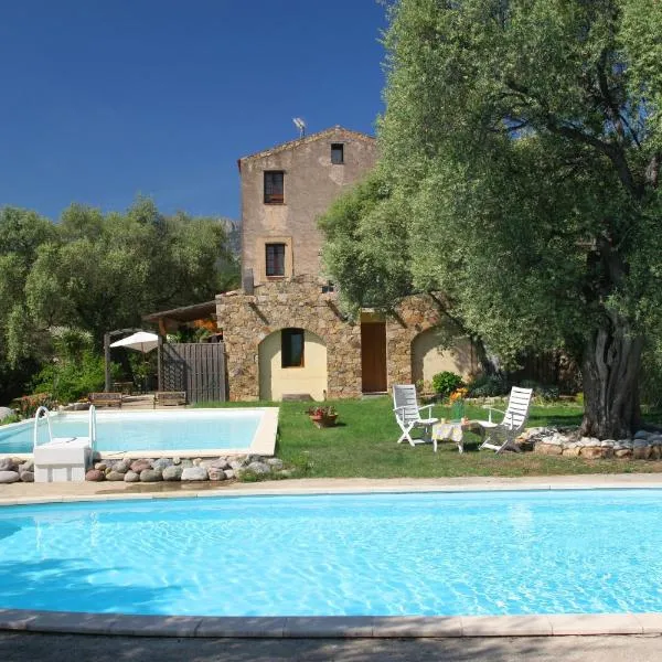 Location L'épi d'or Calvi, demeure de charme, hotel din Calvi