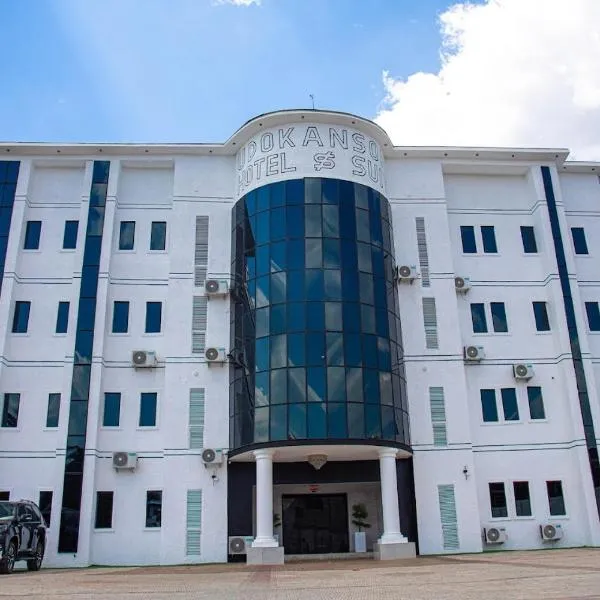 Udokanson Hotel And Suites,位于Agbor的酒店