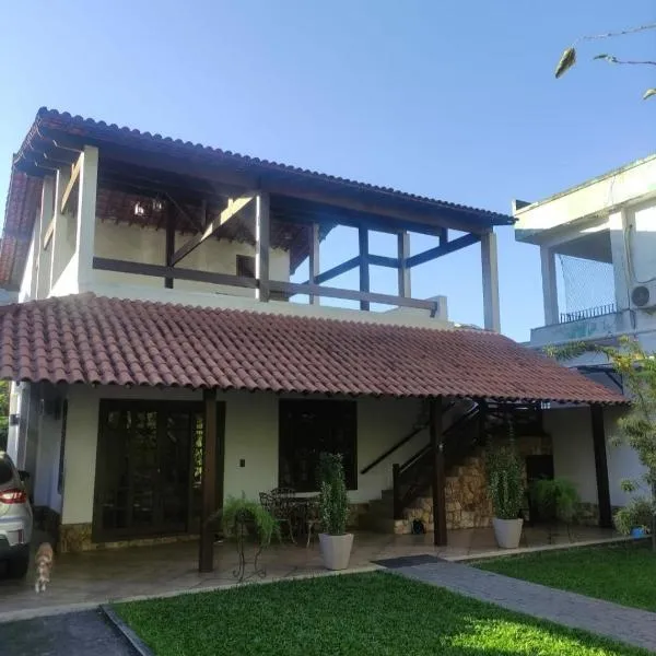 Casa em Jacarepaguá excelente para desfrutar o Rio de Janeiro, hotel no Rio de Janeiro
