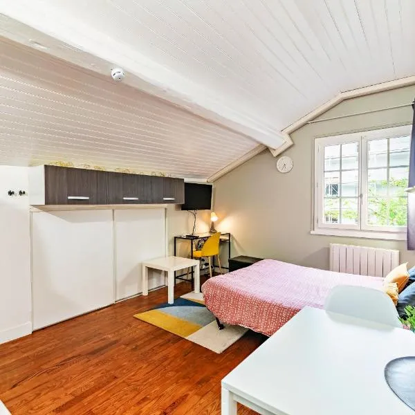 Charmant studio cosy climatisé et parking securisé à proximité du centre ville de lyon, hotell Lyonis